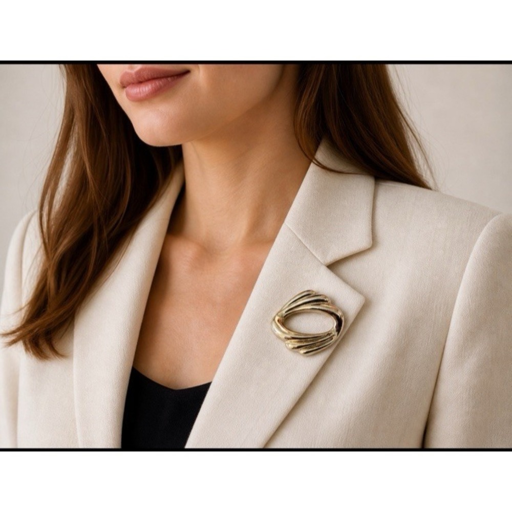 Vintage Unsigned Givenchy ? Silver Tone Oval Brooch Pin MCM Design 2" Elegant - Picture 1 of 16